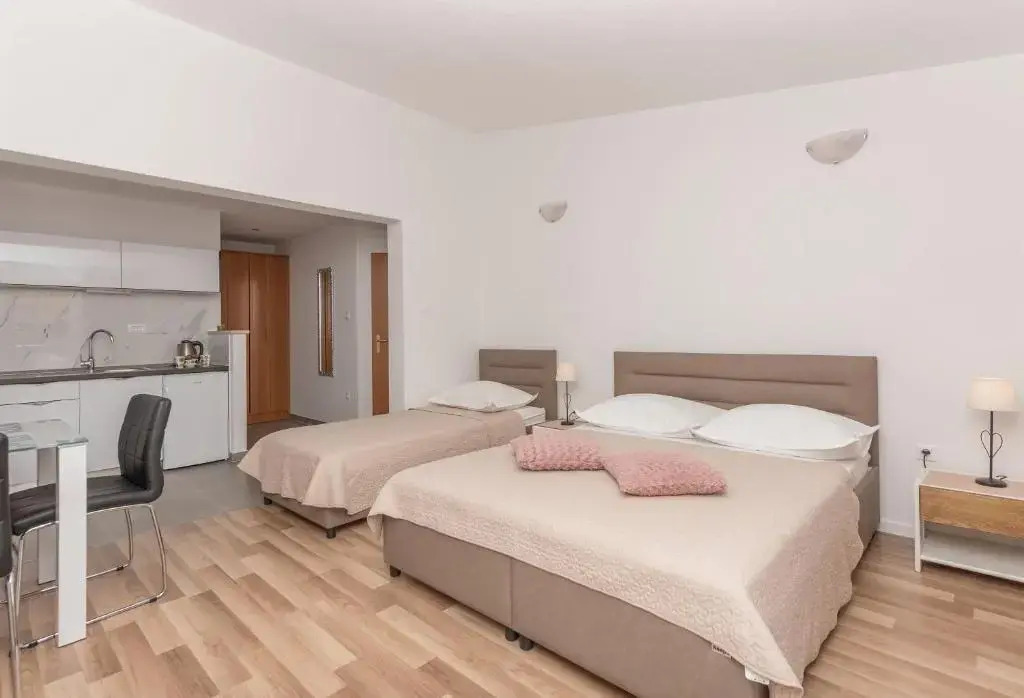 Apartments Nina M