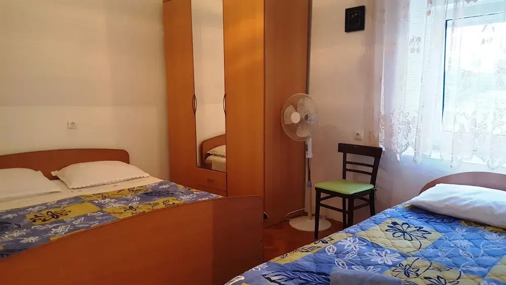 Top Spot Guesthouse - Adults Only