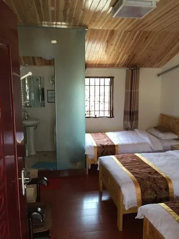 Langzhong Zhaoshi Inn