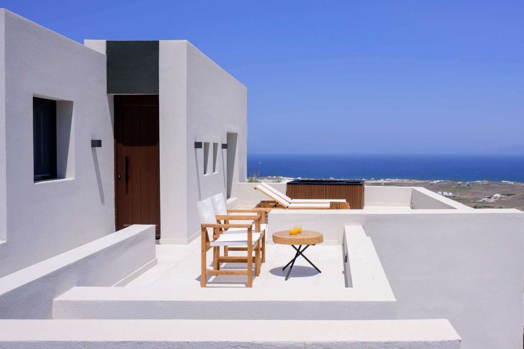 Ryolithos Suites