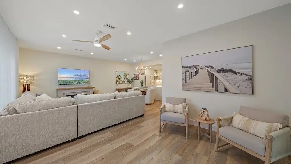 The Beach House 2 Bedroom Condo