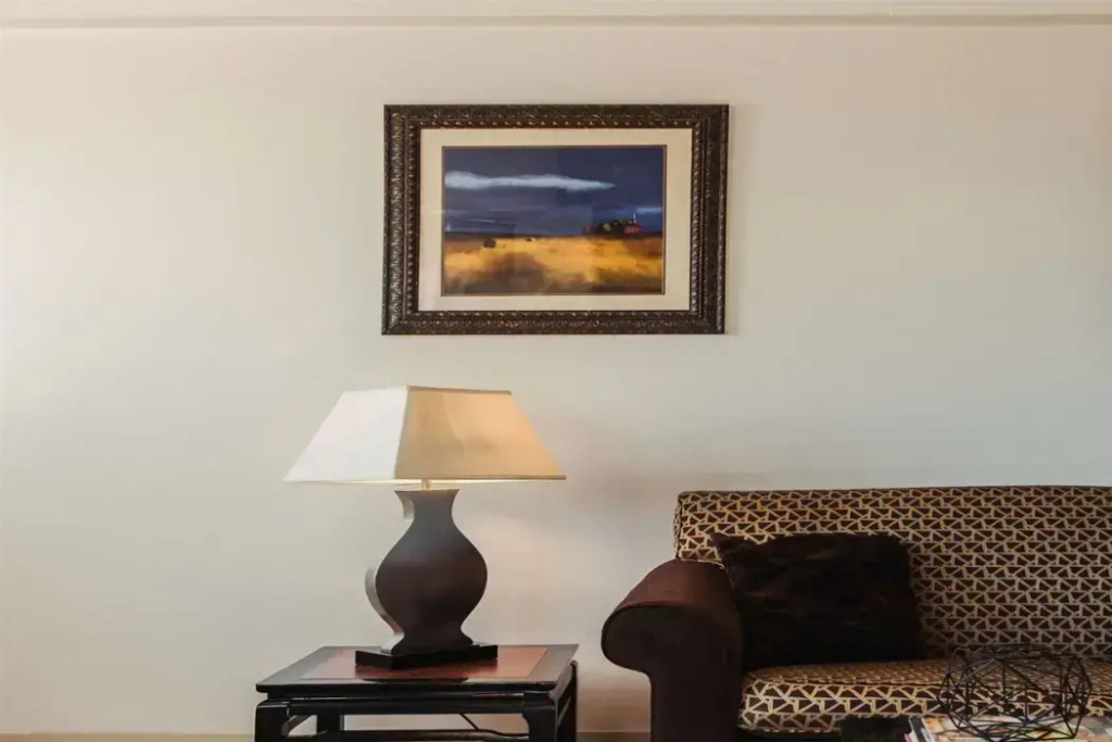 Stamford Suites