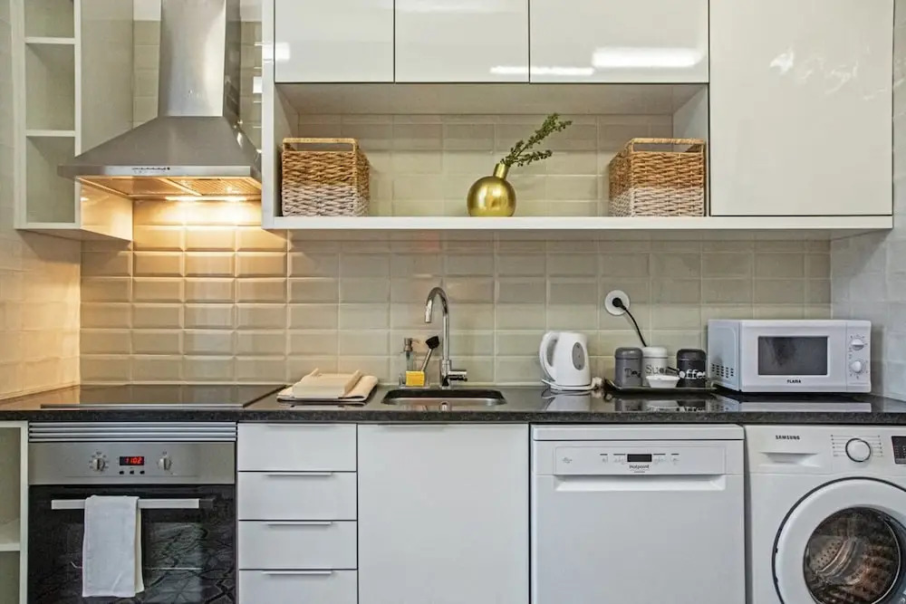 Colourful and Tasteful 2bedroom Apartment in Graça