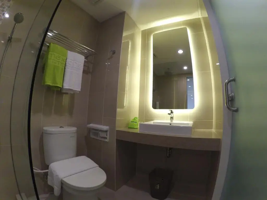 MaxoneHotels at Kramat