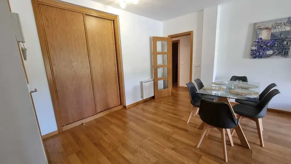 Piso en el Centro Para 6 Personas en Vilagarcia