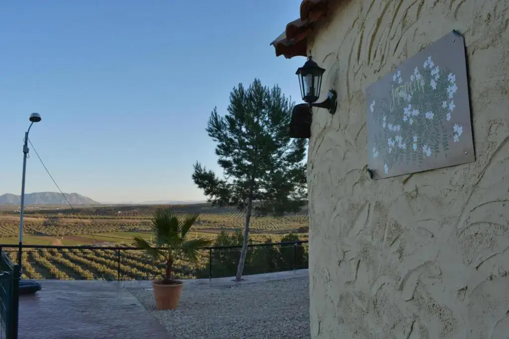 Casas Cueva con piscina y barbacoa