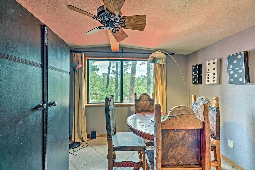 Ruidoso Cabin w/ Deck & Grill - Walk to Town!