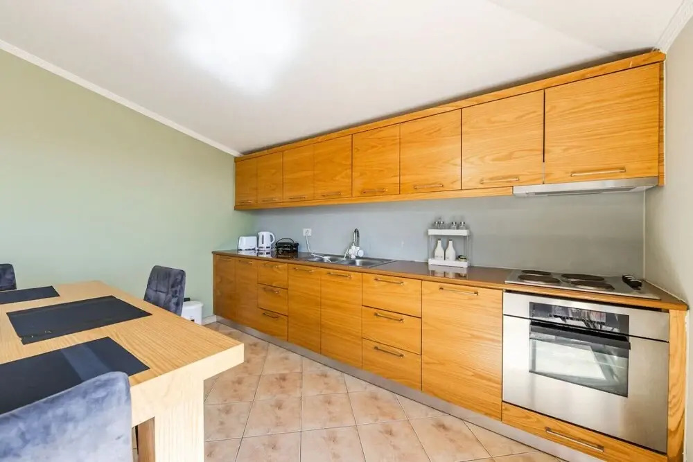 Bright Comfy 2BR Apartment by the Adriatic