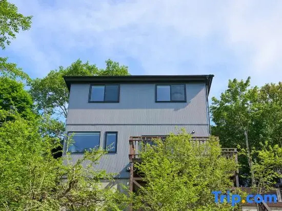 Adult villa with sauna, BBQ & fire pit, Mt. Fuji & lake view — COCO VILLA YAMANAKAKO