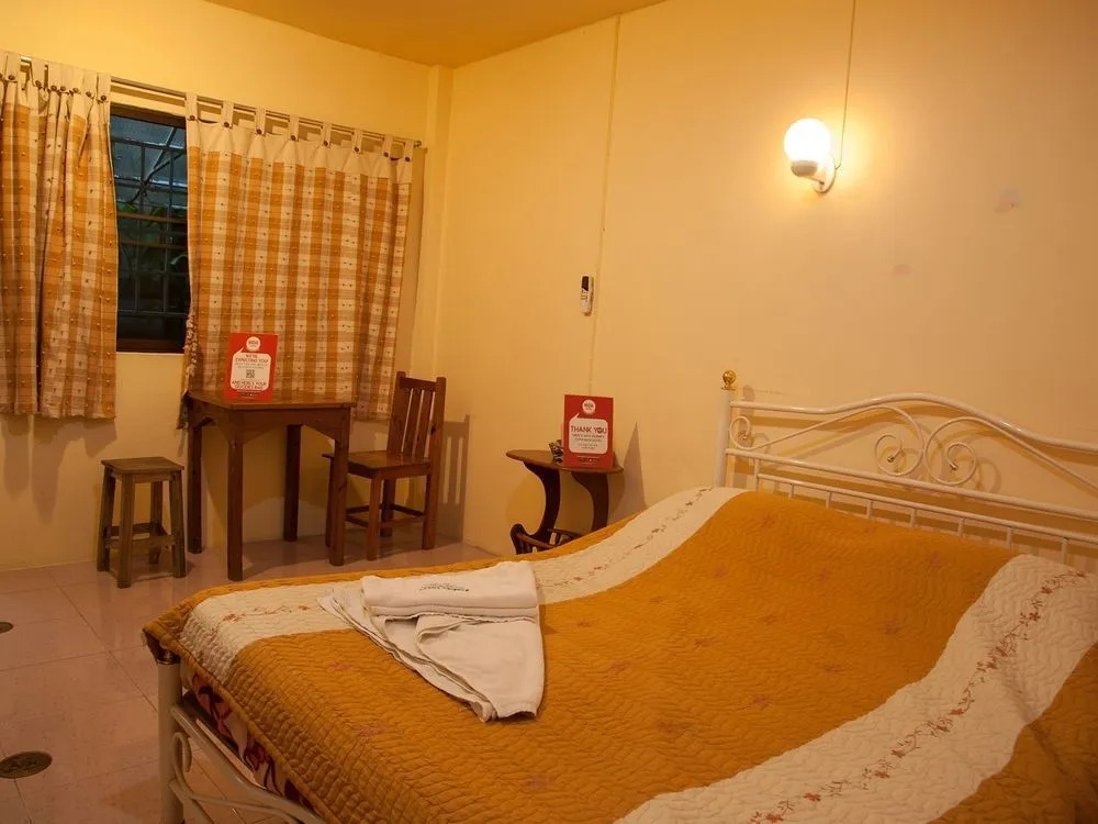 Nida Rooms Sri Phum 72 Central Plaza