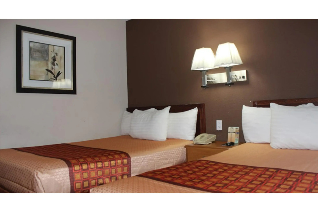 Travel Inn By OYO Omaha