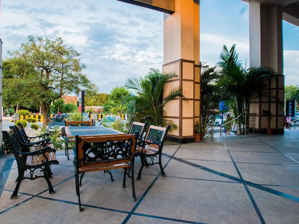 Hotel PR Residency