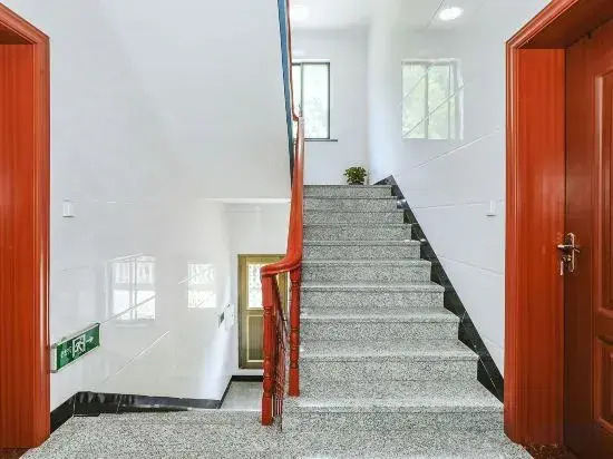 Jiali Farmhouse