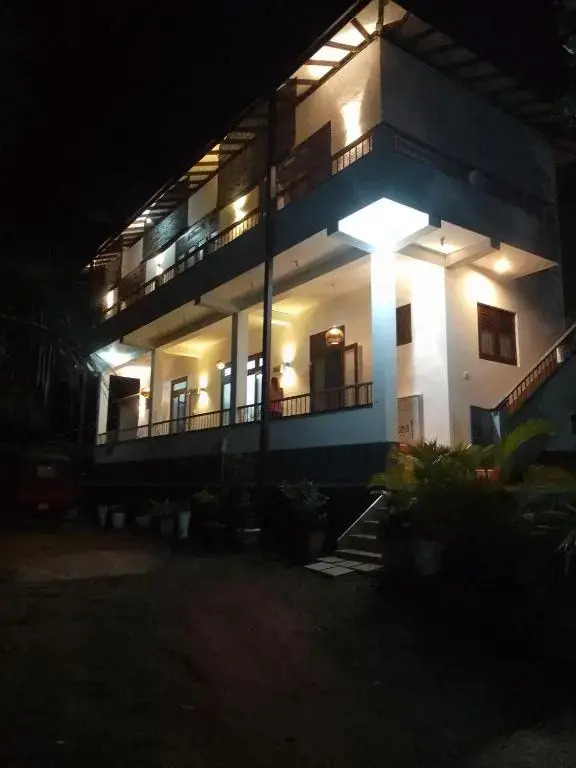 Sunhill Rest Hiriketiya