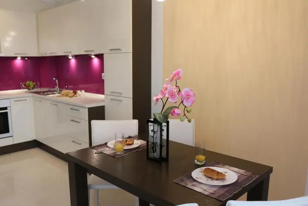 Vello Apartments