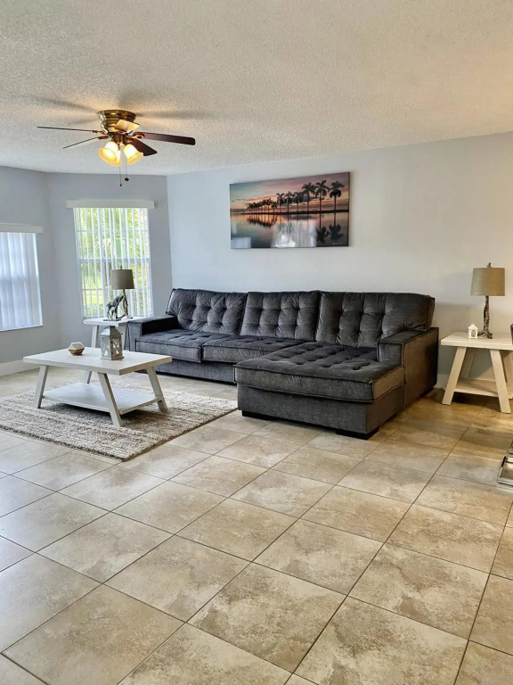 Grand Luxury Condo Apartment Near Disney Universal 2