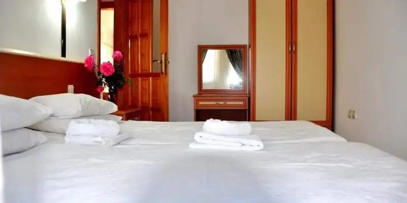 Orient Apart Hotel