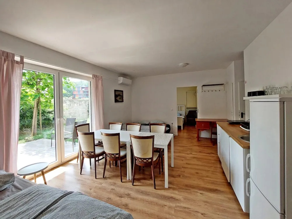 ROSE VALLEY, modern studios & apartments