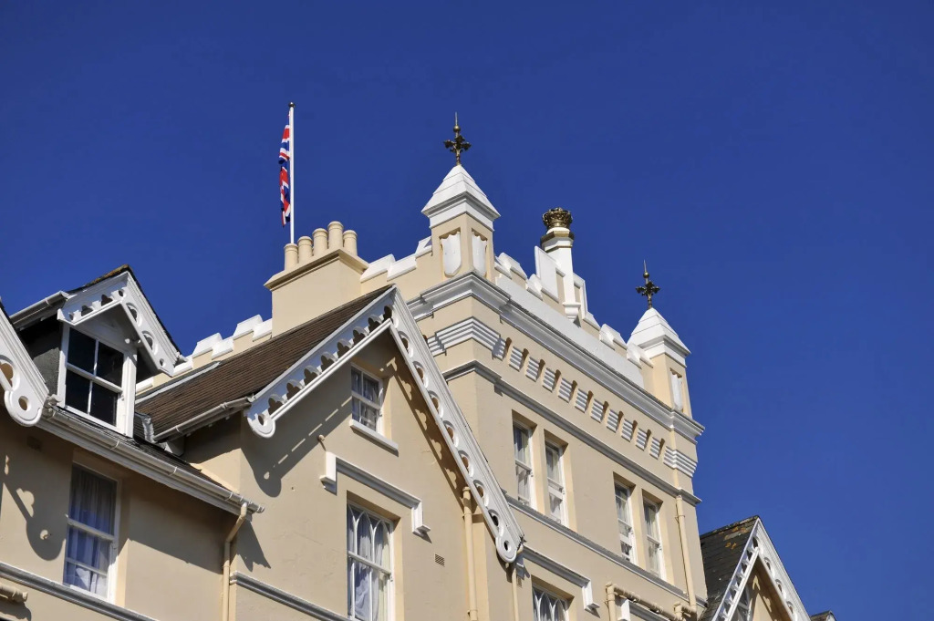 Royal Exeter Hotel