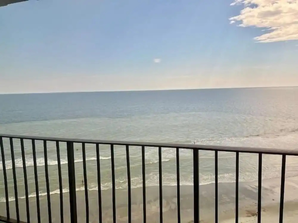 Royal Garden Resort 914 2 Bedroom Condo by RedAwning