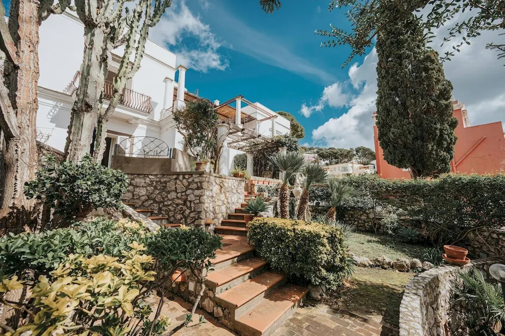 Villa White by Elite Villas