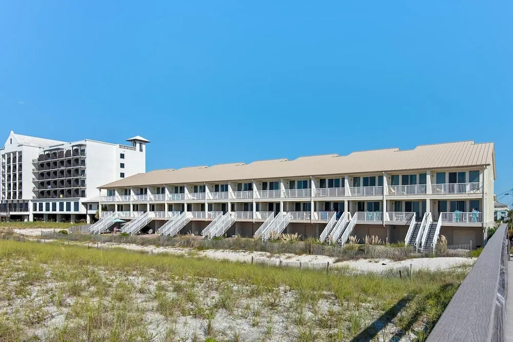Beachview 101- Beaches and Moonbeams