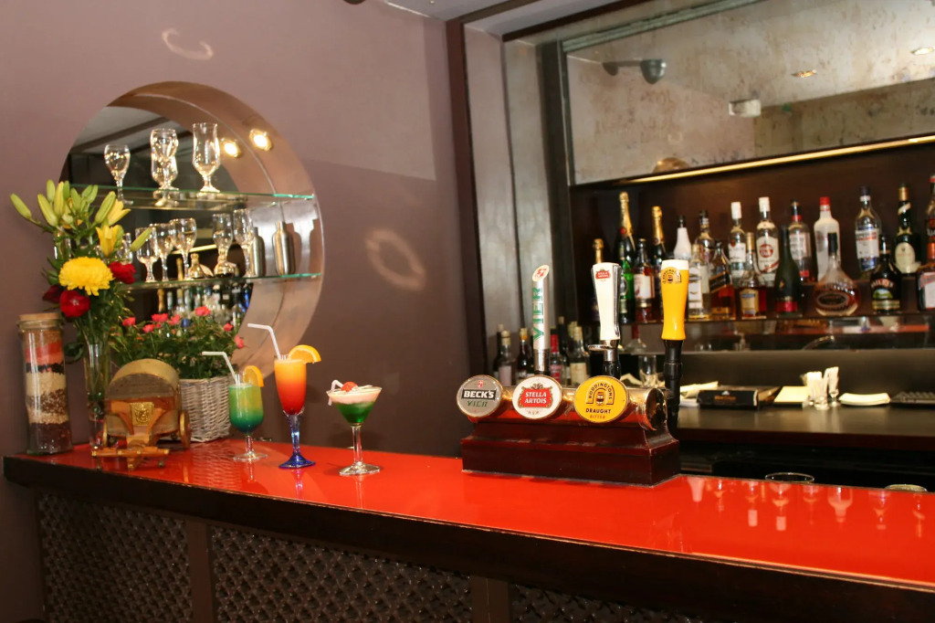 The Chatsworth Hotel