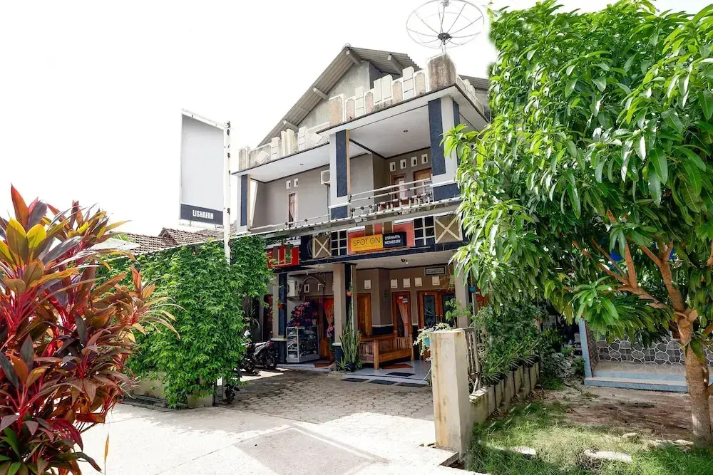 OYO 2430 Lisshaffa Homestay