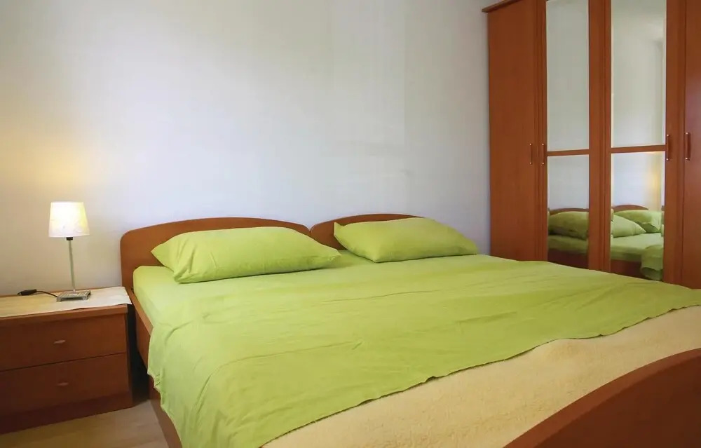 Apartment Komoseva I