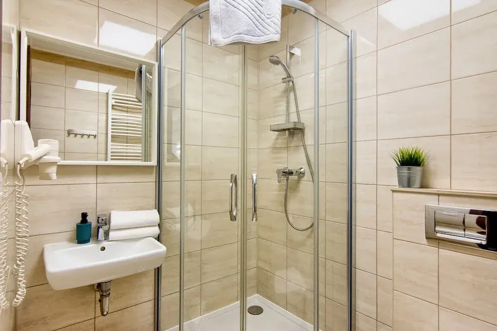 Willa Królewska - Wellness SPA - widokowe Pokoje i Apartamenty