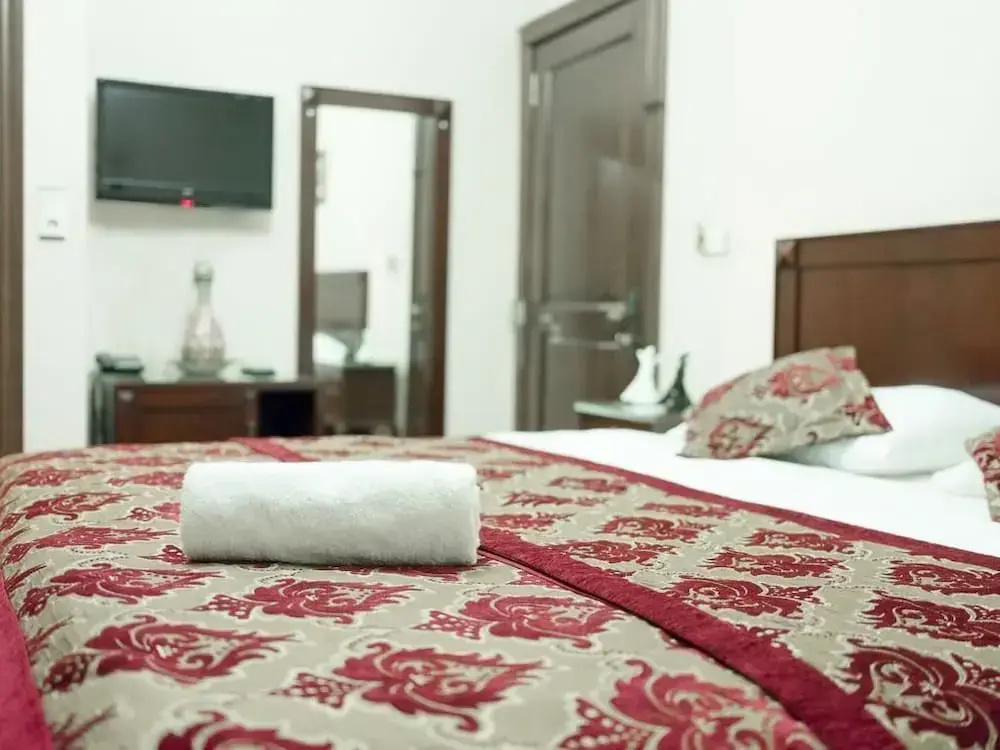 Fides Hotel