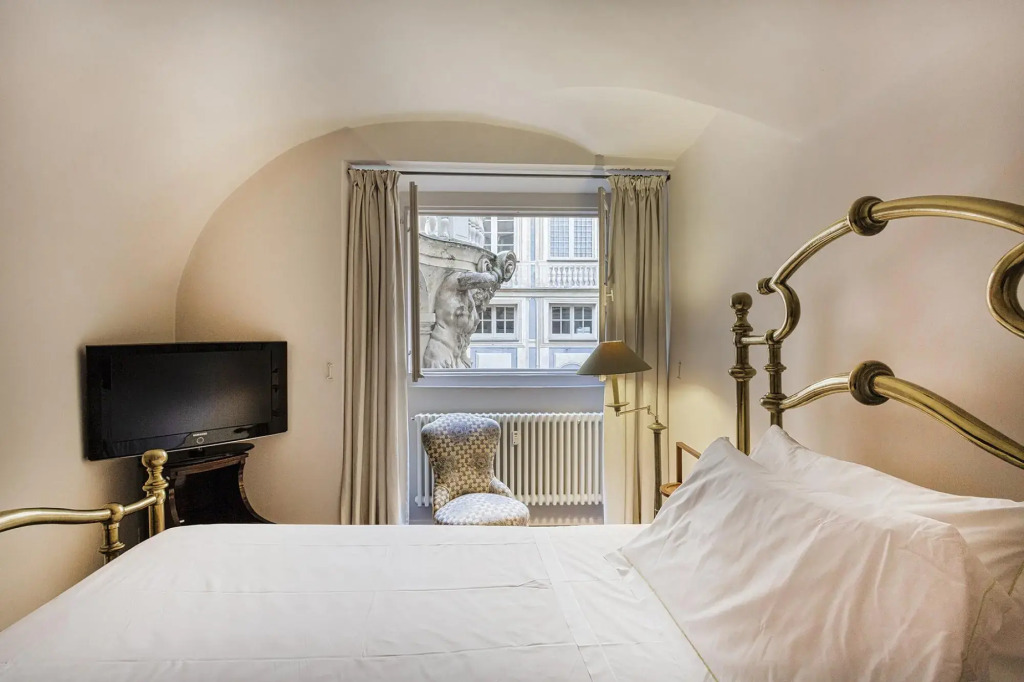Garibaldi Glamorous Apartment by Wonderful Italy