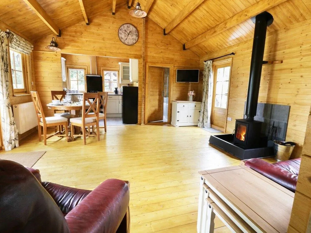Acorn Lodge
