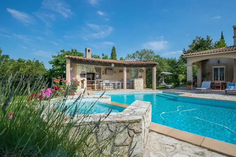 Villa Provencale aux portes d Aix