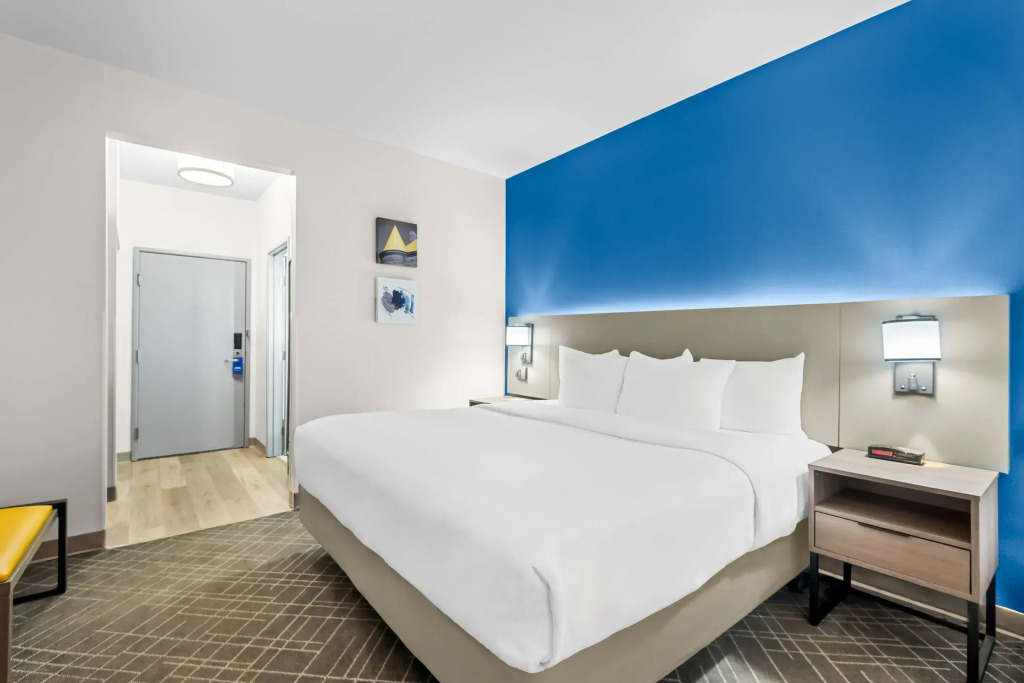 Comfort Suites Denver North - Westminster