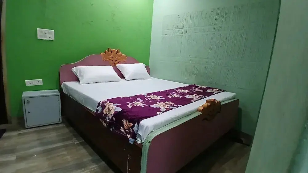 Rudraksh Home Stay