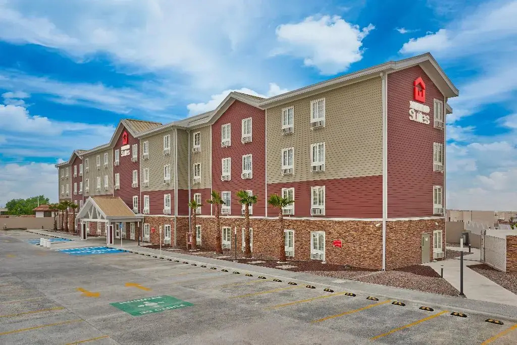 Extended Suites Saltillo Galerías