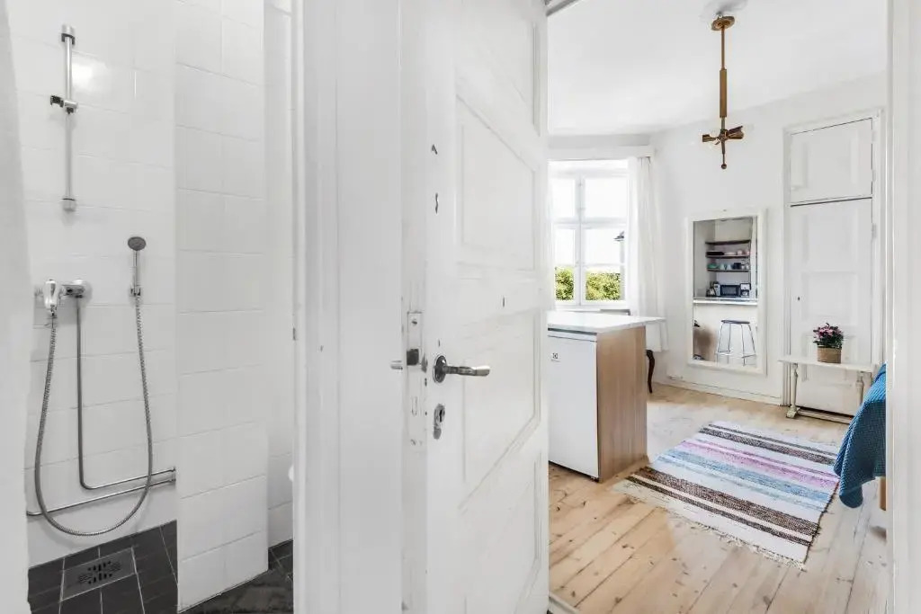 WeHost Modern and Well-equipped Studio with a View @Viides linja 3