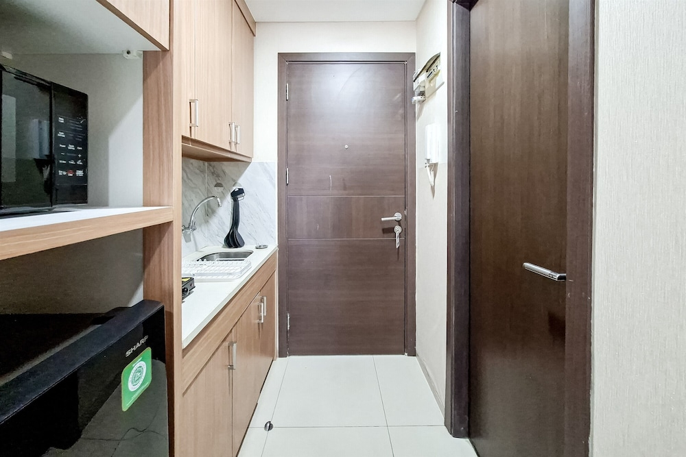 Pleasant Look Studio At Apartment Pacific Garden - Campus Town @Alam Sutera