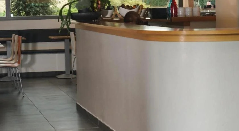 H24 HOTEL