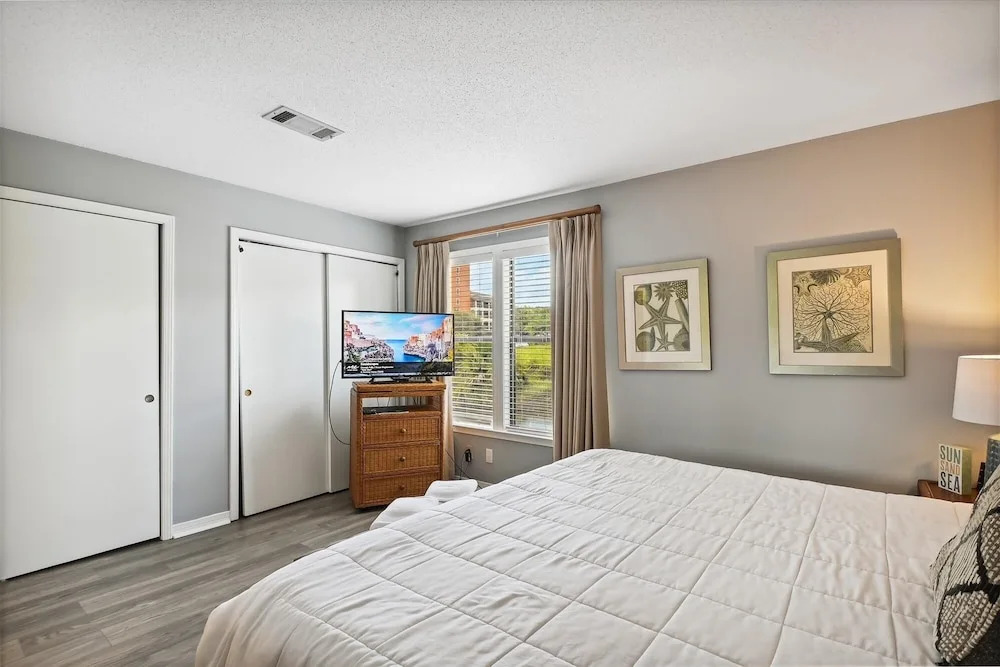Sandpiper Cove 4117 2 Bedroom Condo by RedAwning