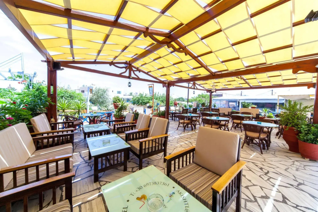 Akis Hotel