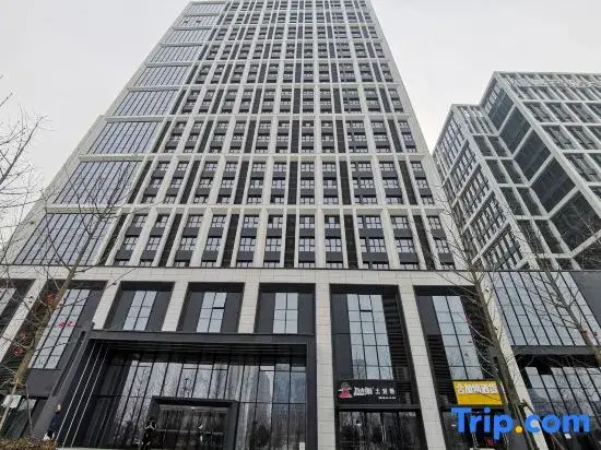 Pinmo Hotel (Zhengzhou Longzihu Subway Station Store)