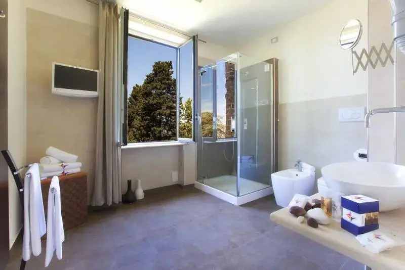 La Piazzetta Guest House