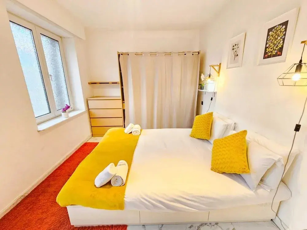 Smart Retreat next to Luxembourg Station