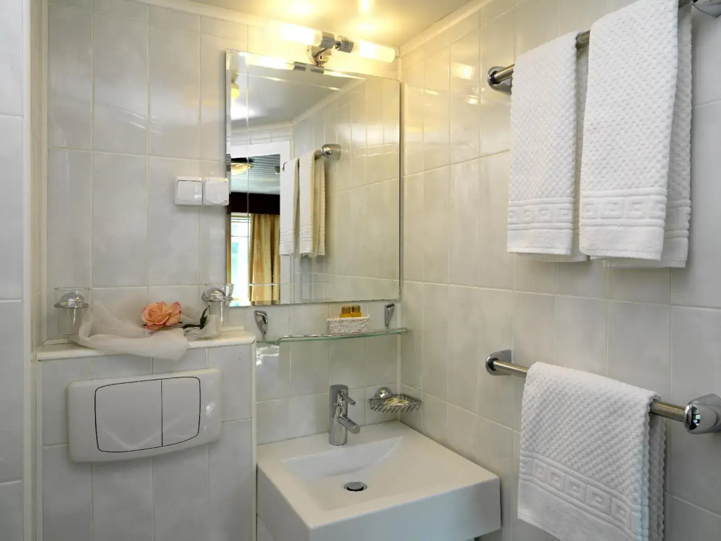 Messecruise Business Hotelship Cologne / Koln