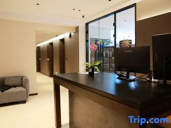 Lefan Hotel (Heihe Century Plaza)