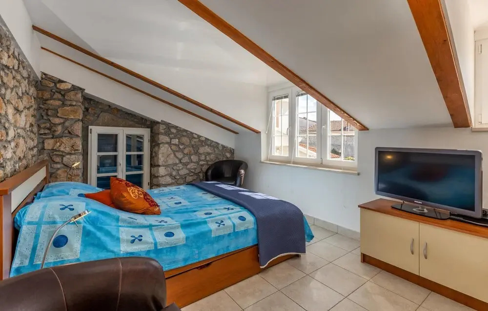 Nice Apartment in Novi Vinodolski With 1 Bedrooms, Wifi and Outdoor Swimming Pool