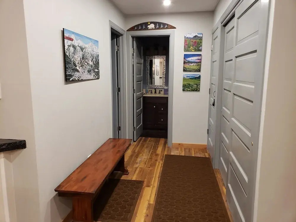 #1101 Ski-in & Huge One Bedroom in Blazing Saddles, Downtown Breck