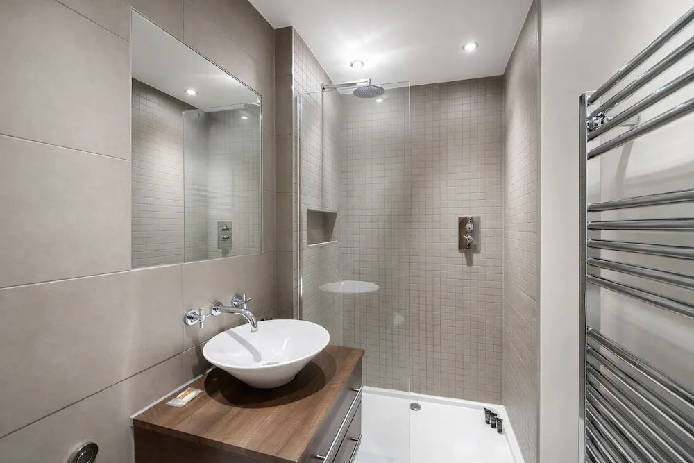 Roomspace Serviced Apartments - Kinnaird Court